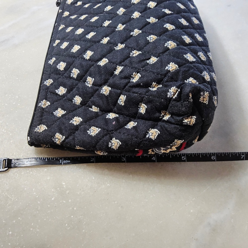 Vera Bradley Quilted Wristlet Clutch Bag Black Floral Travel‎ Cosmetic Makeup - Picture 10 of 13